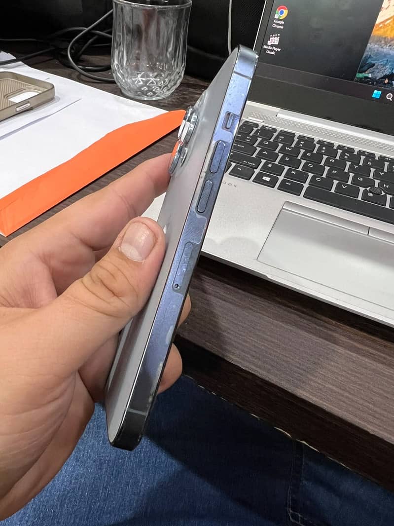 Apple iPhone 13 Pro 2