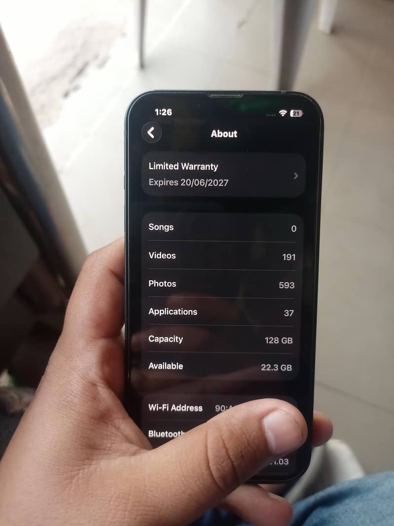 Apple iPhone 13 4