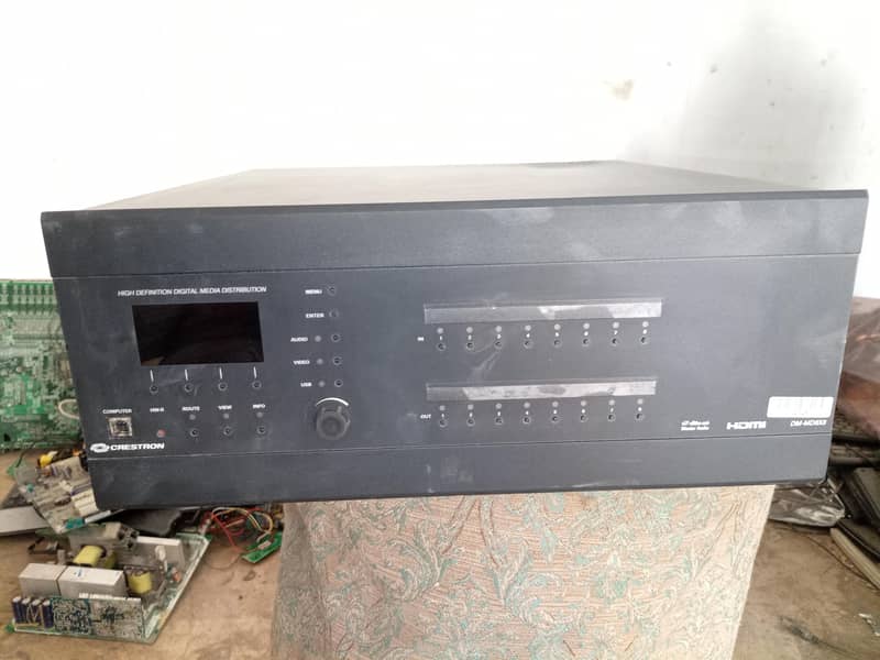 Crestron DM-MD8X8 2