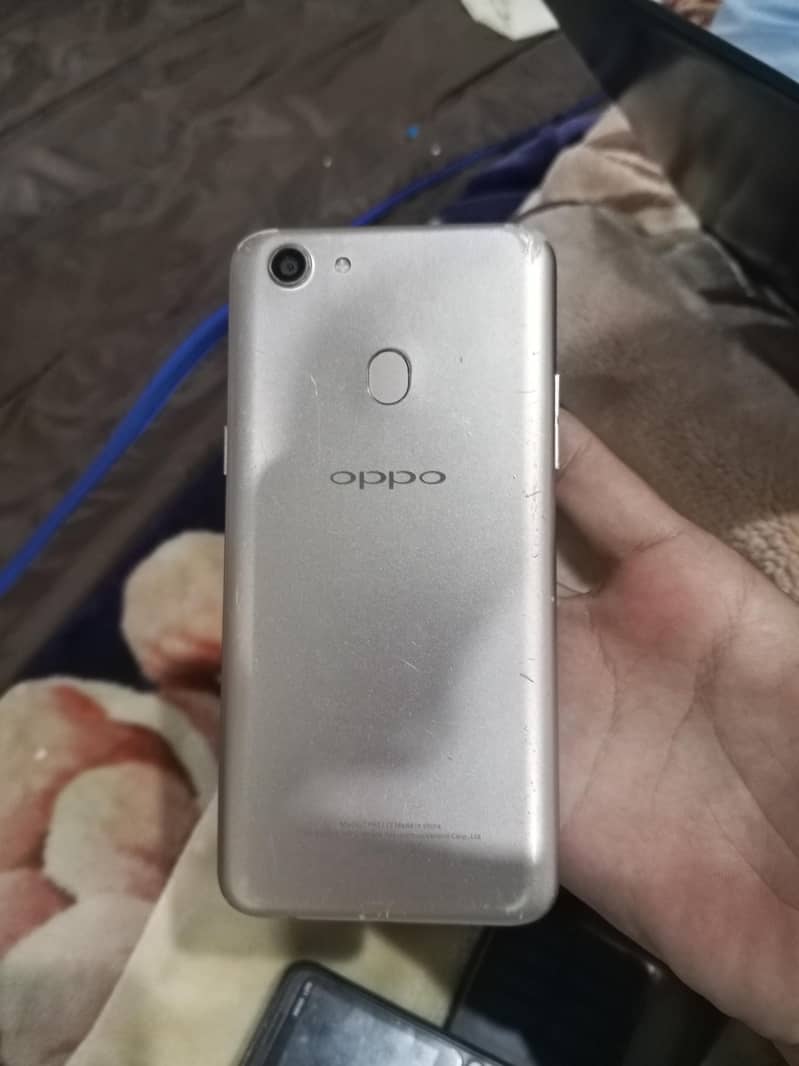 OPPO A6 0
