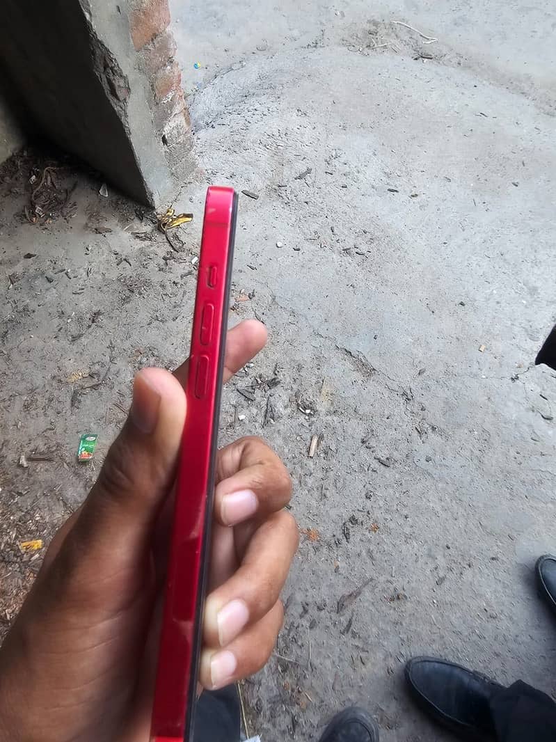 Apple iPhone 14 plus 3