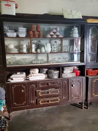 Showcase+DressingTable