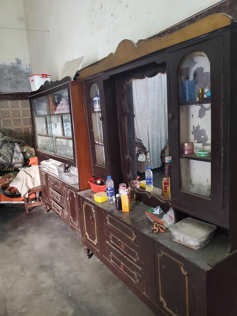 Showcase+DressingTable 3