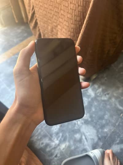 iPhone XR wattsapp mess 03044192276