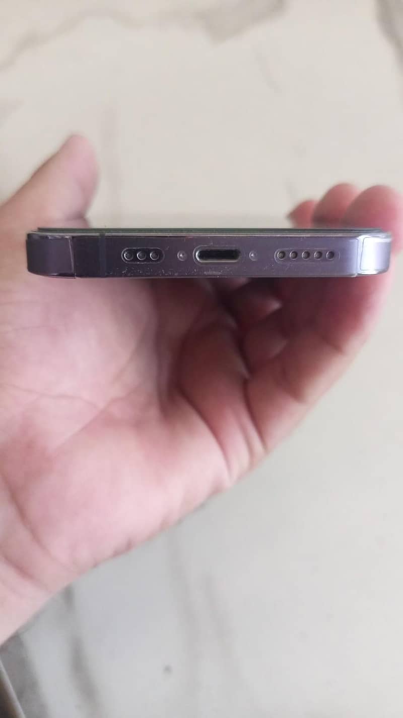 Apple iPhone 14 Pro 1