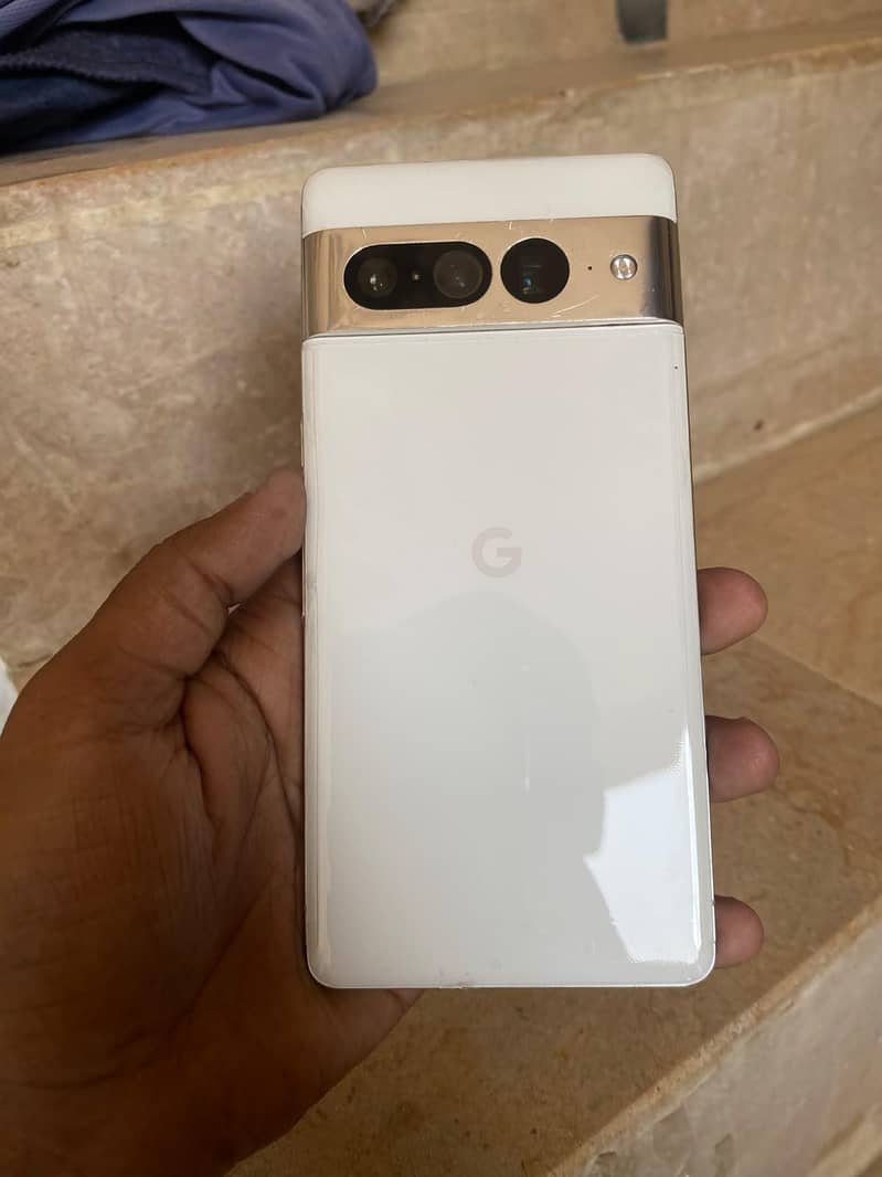 Google Pixel 7 Pro 12/128  With 30w Fast Charger 0