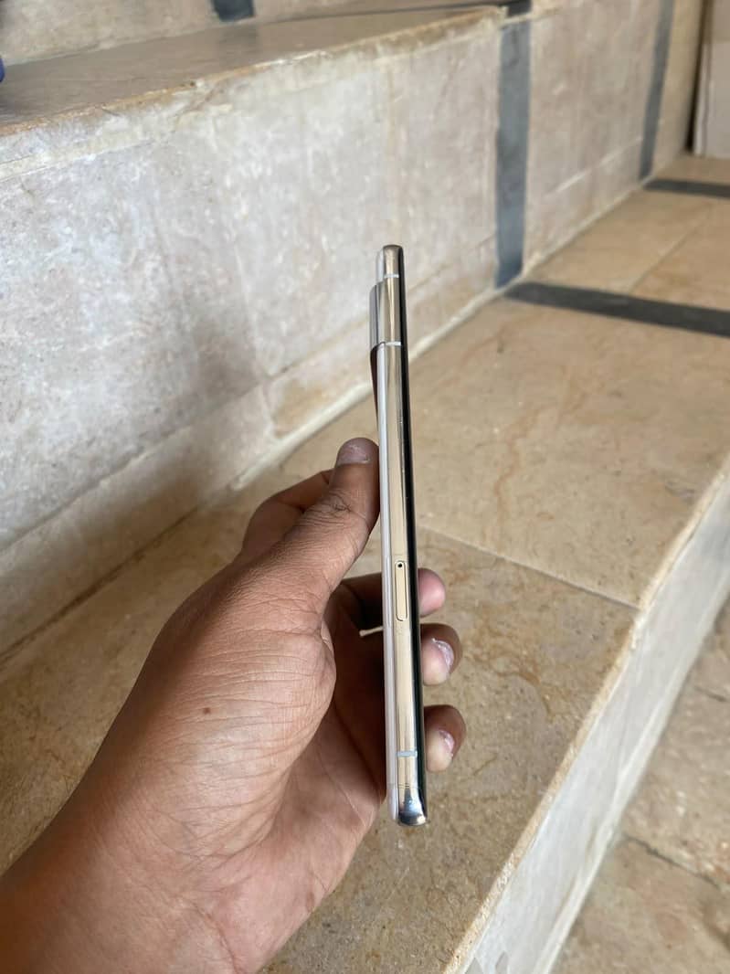 Google Pixel 7 Pro 12/128  With 30w Fast Charger 4