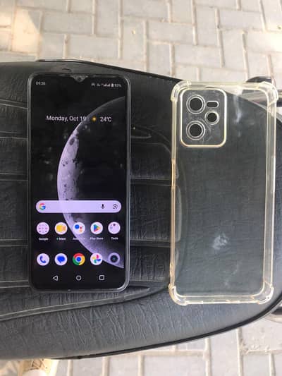 Realme C35