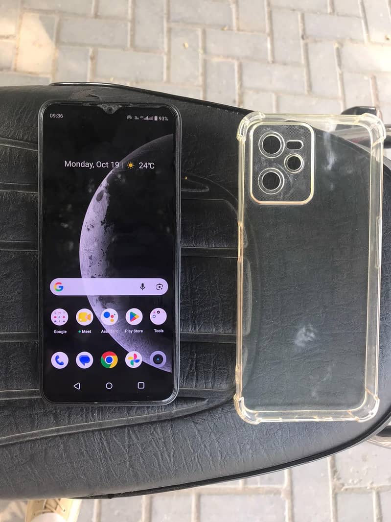 Realme C35 0