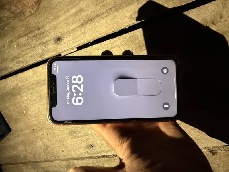 Apple iPhone XR 5