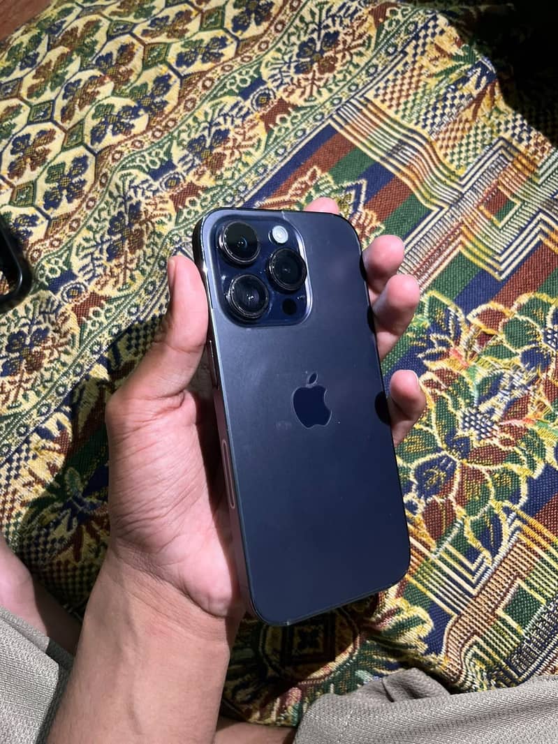 Apple iPhone 14 Pro 0