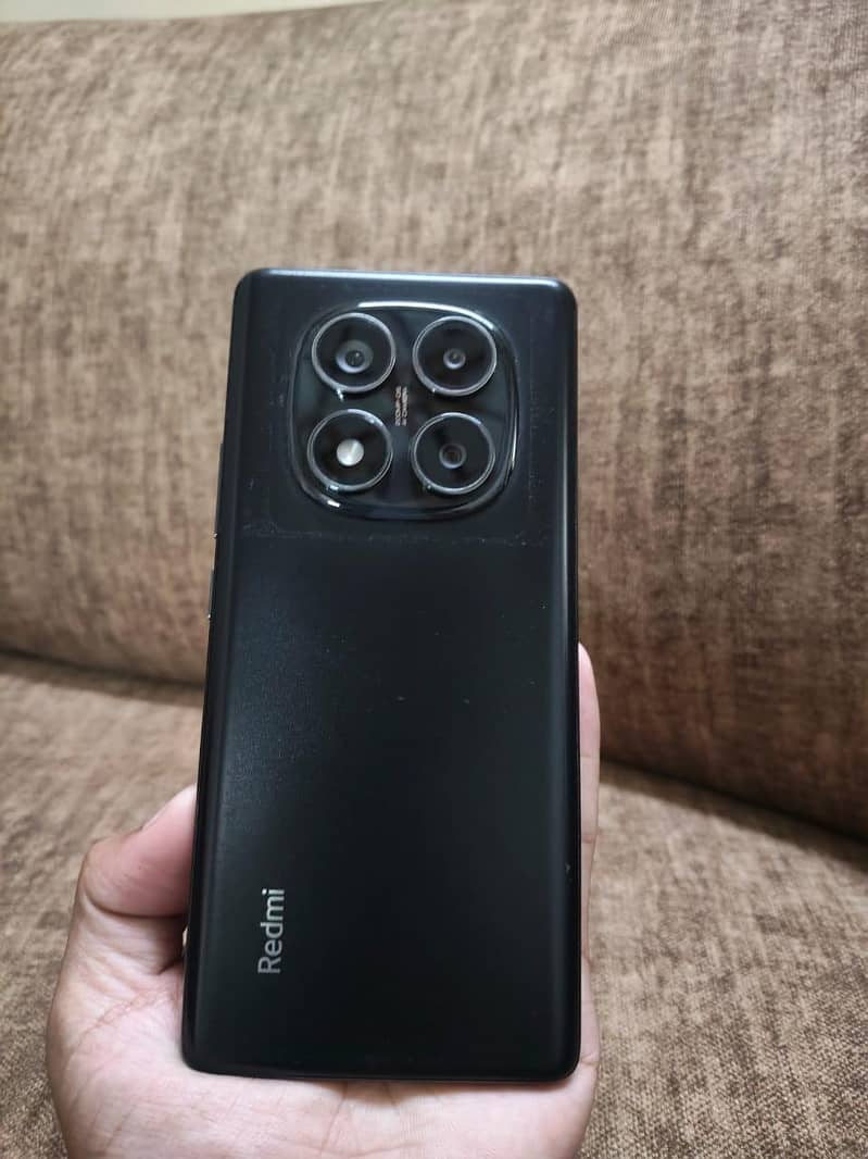 Xiaomi Redmi Note 14 Pro 1