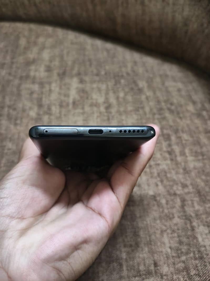 Xiaomi Redmi Note 14 Pro 3