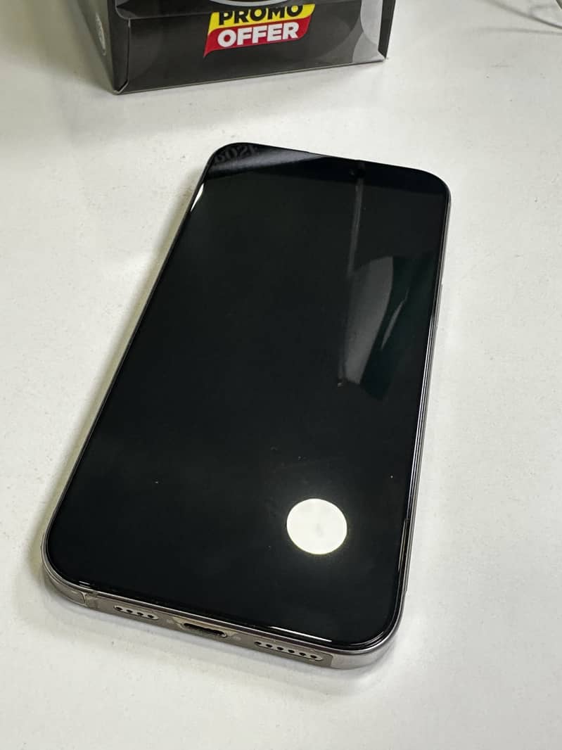 Apple iPhone 15 Pro Max 0