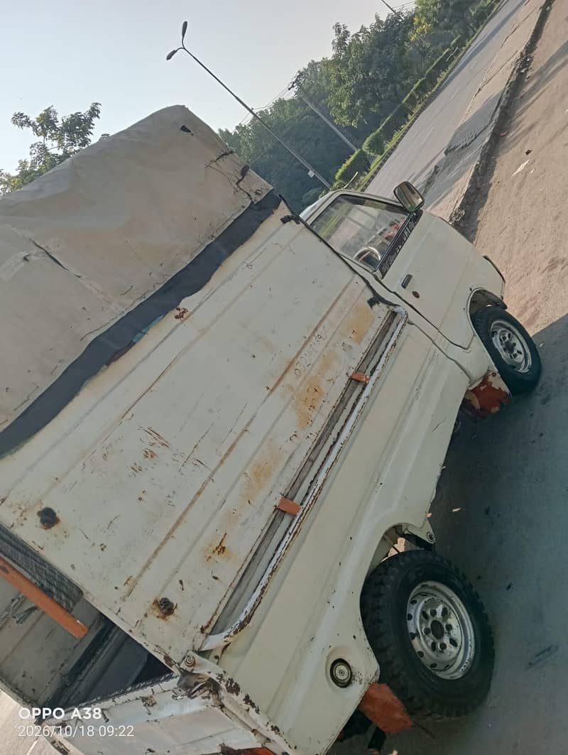SUZUKI PICKUP 6