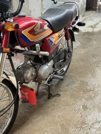 Honda cd70 2024/2025 model