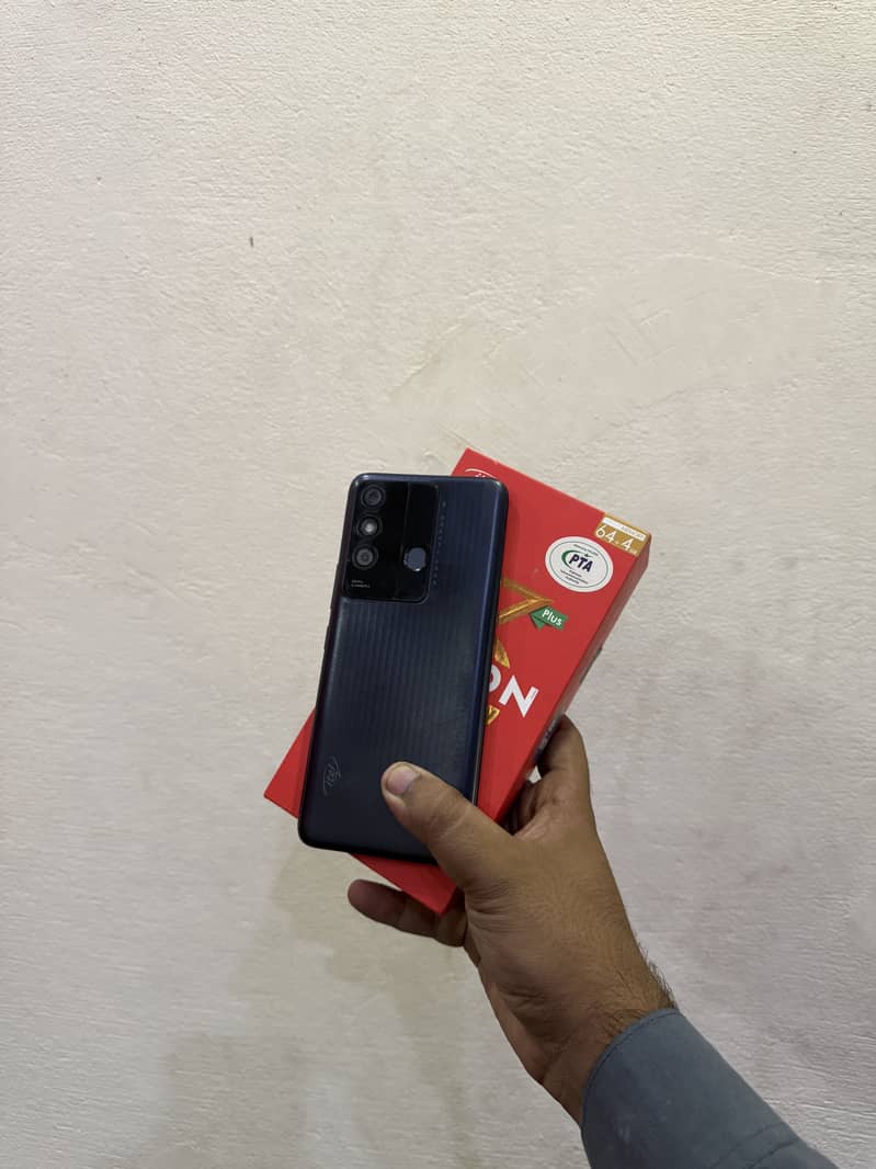 Itel P38 Pro 0