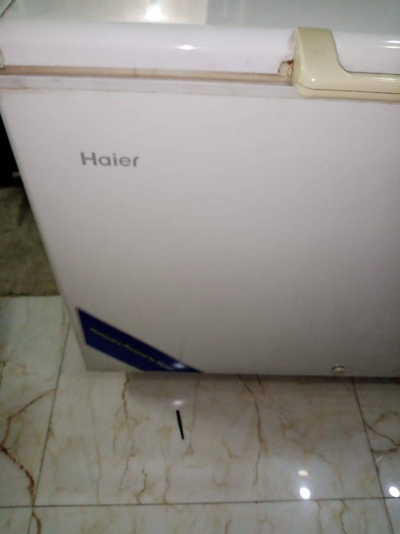 HAIER DEEP FREEZER 4