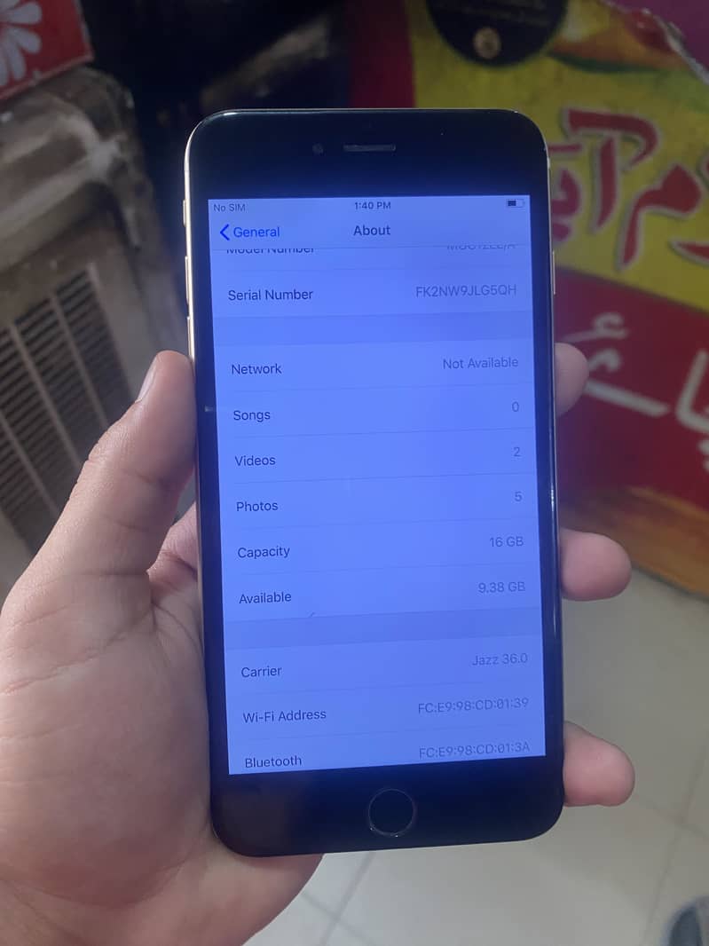 Apple iPhone 6 Plus 1