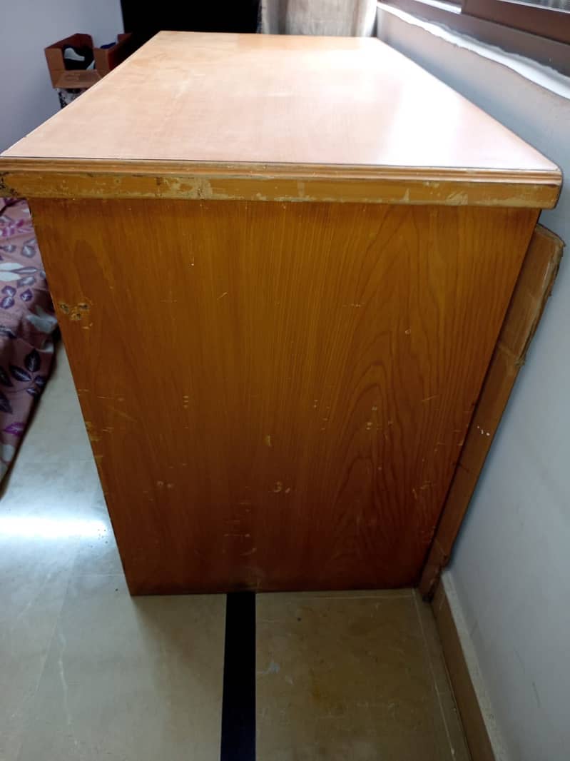 Study table and shelves 2