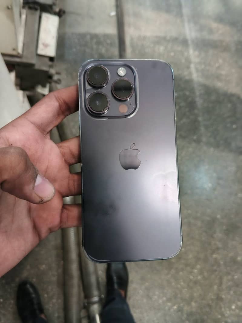 Apple iPhone 14 Pro 4