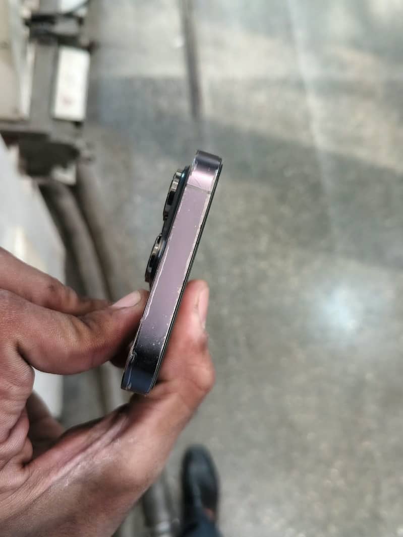Apple iPhone 14 Pro 7