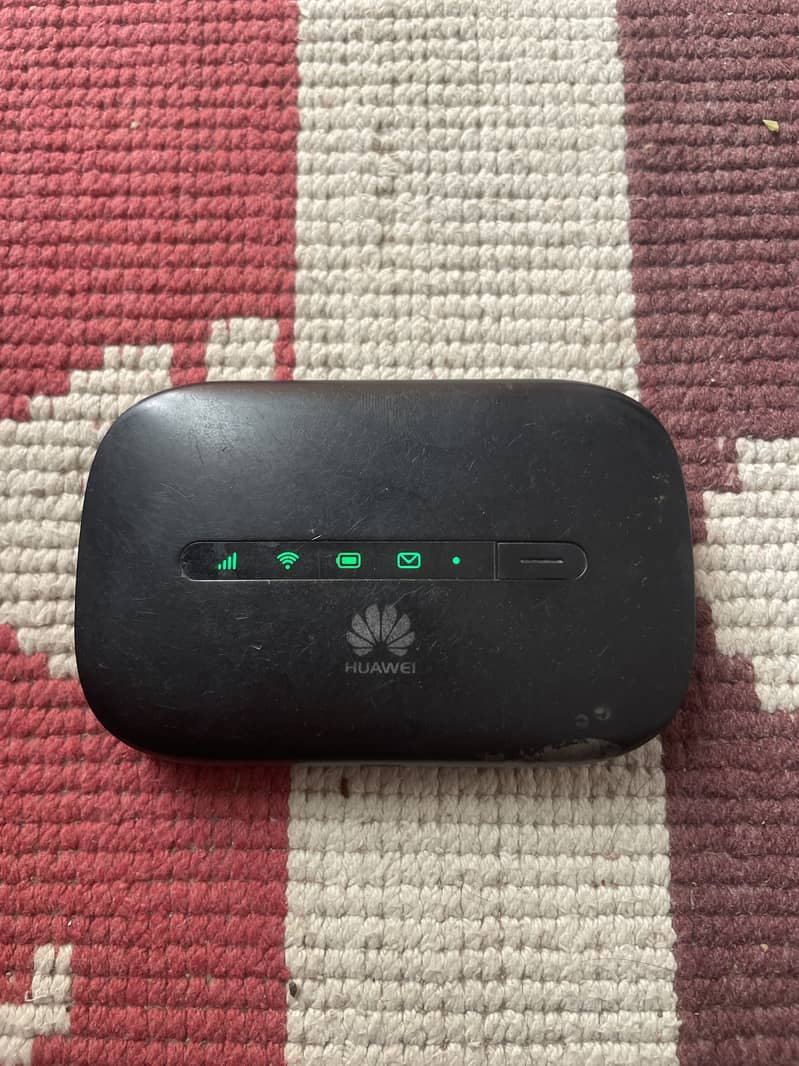 Huawei Wifi Device (UAE Imported) 1