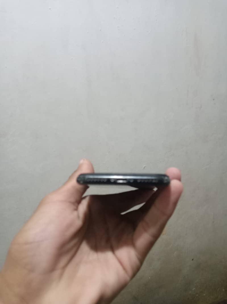 Apple iPhone 7 4