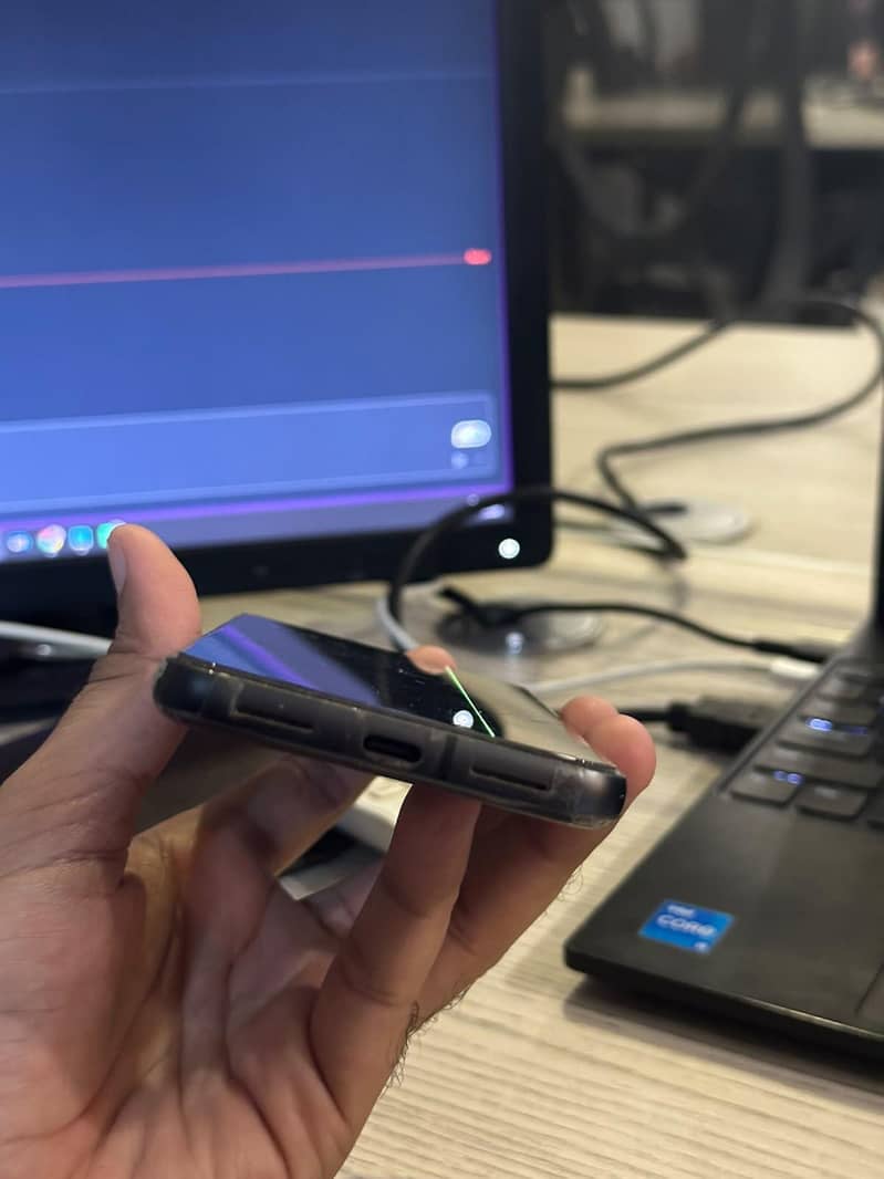 Google Pixel 8 3