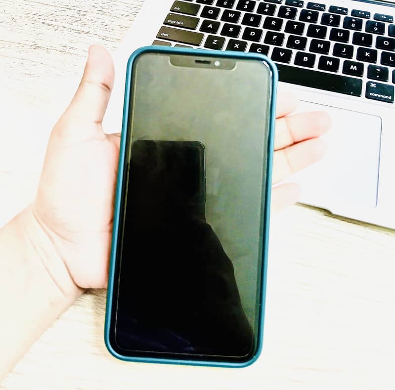 Apple iPhone XS Max 1