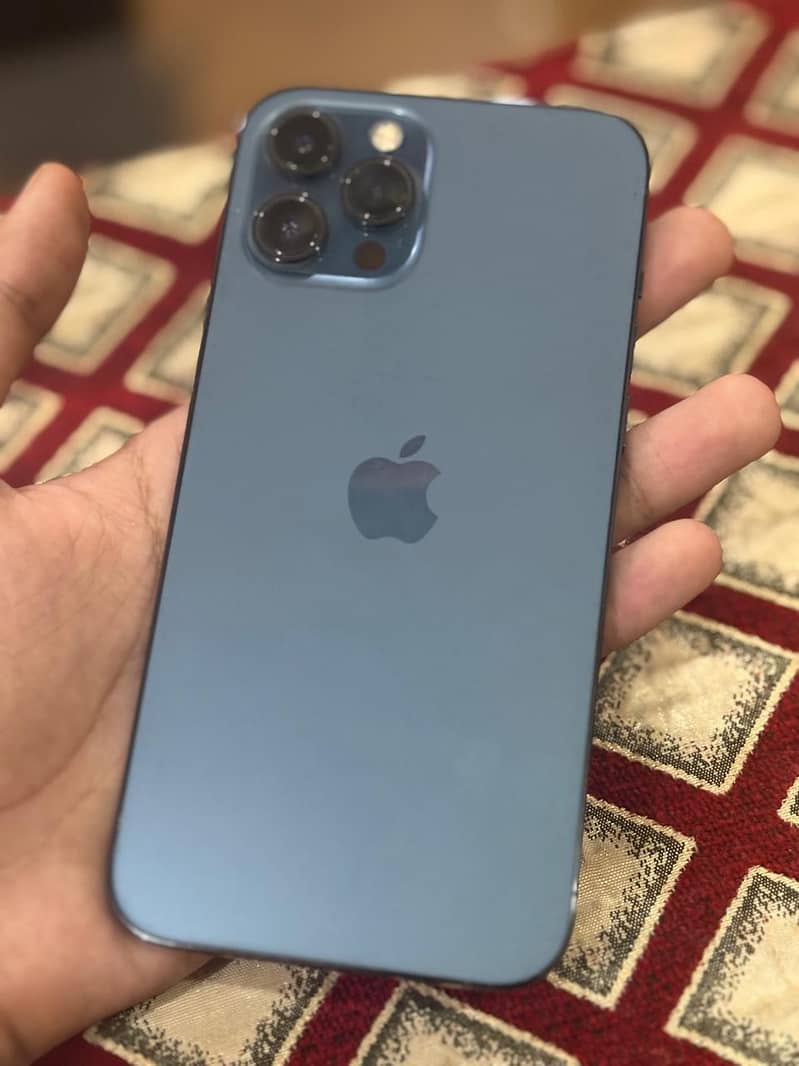 Apple iPhone 12 Pro Max 3