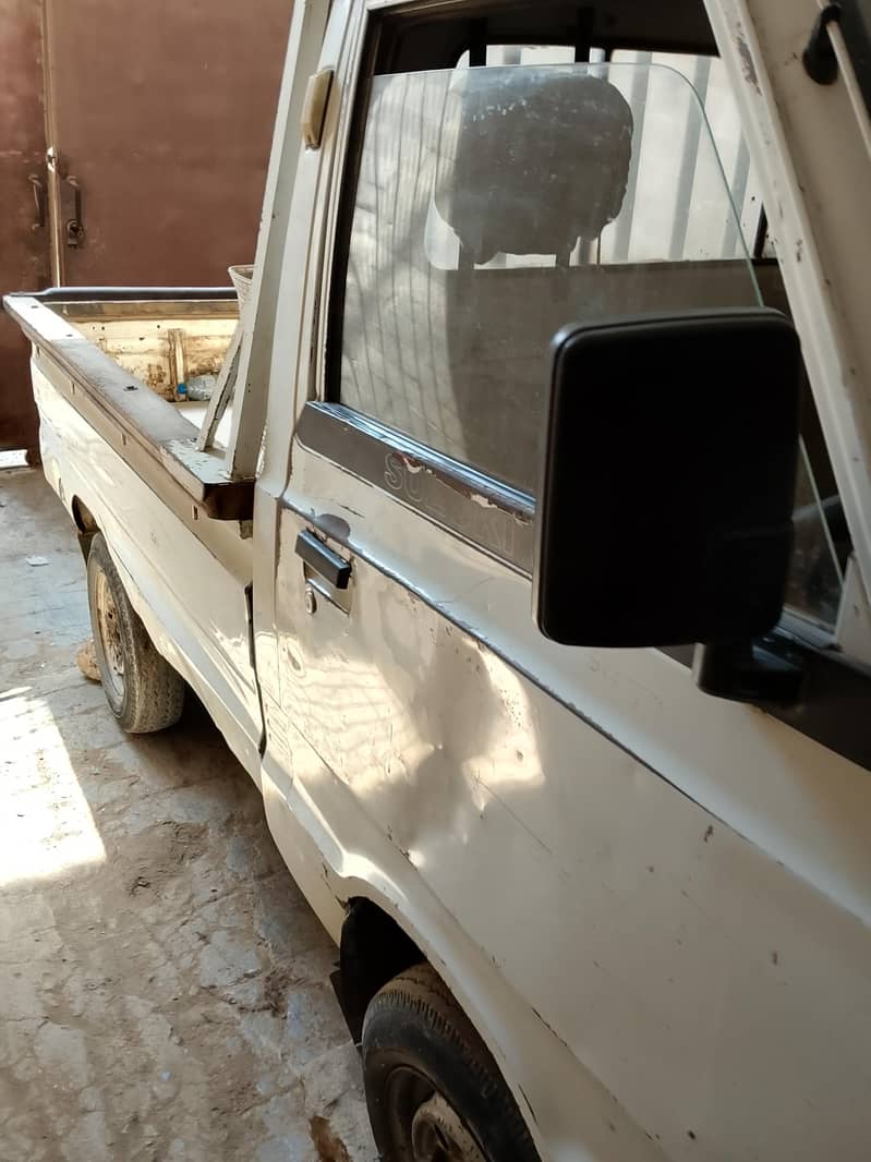 Suzuki Ravi 2012 8
