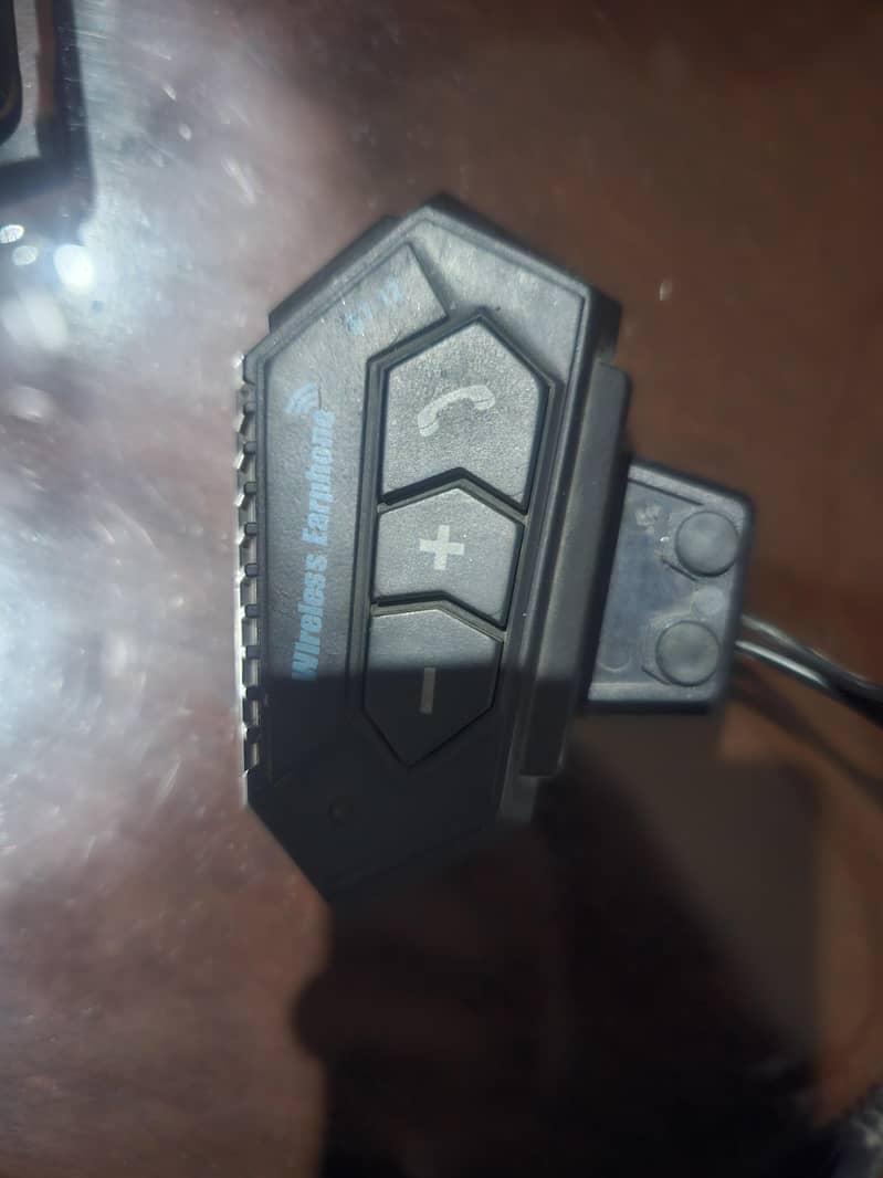 helmet bluetooth device 1