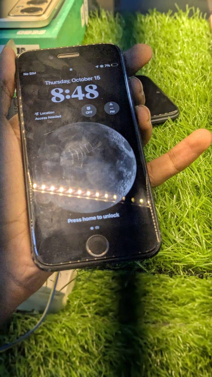 Apple iPhone SE 6
