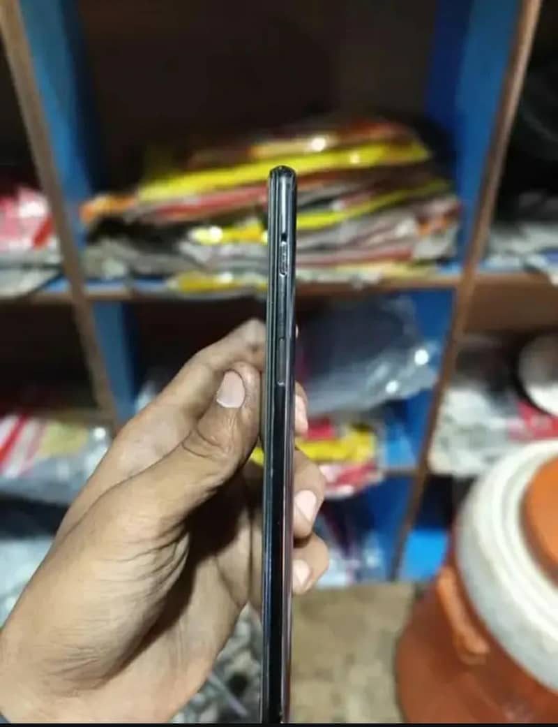 One Plus 6T 4