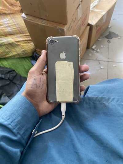Apple iPhone 8