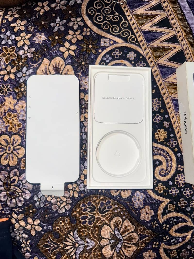 Apple iPhone 13 1