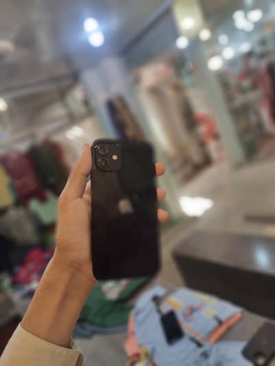 Apple iPhone 12