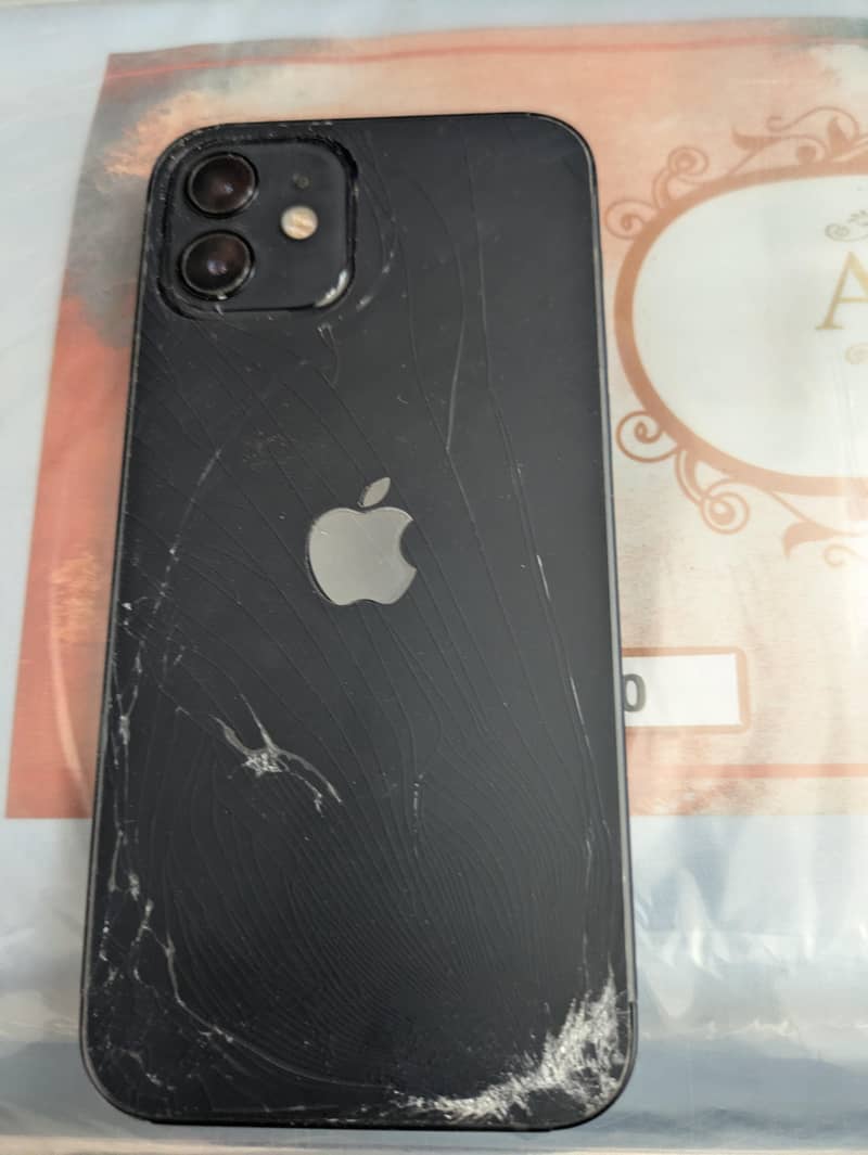Apple iPhone 12 3