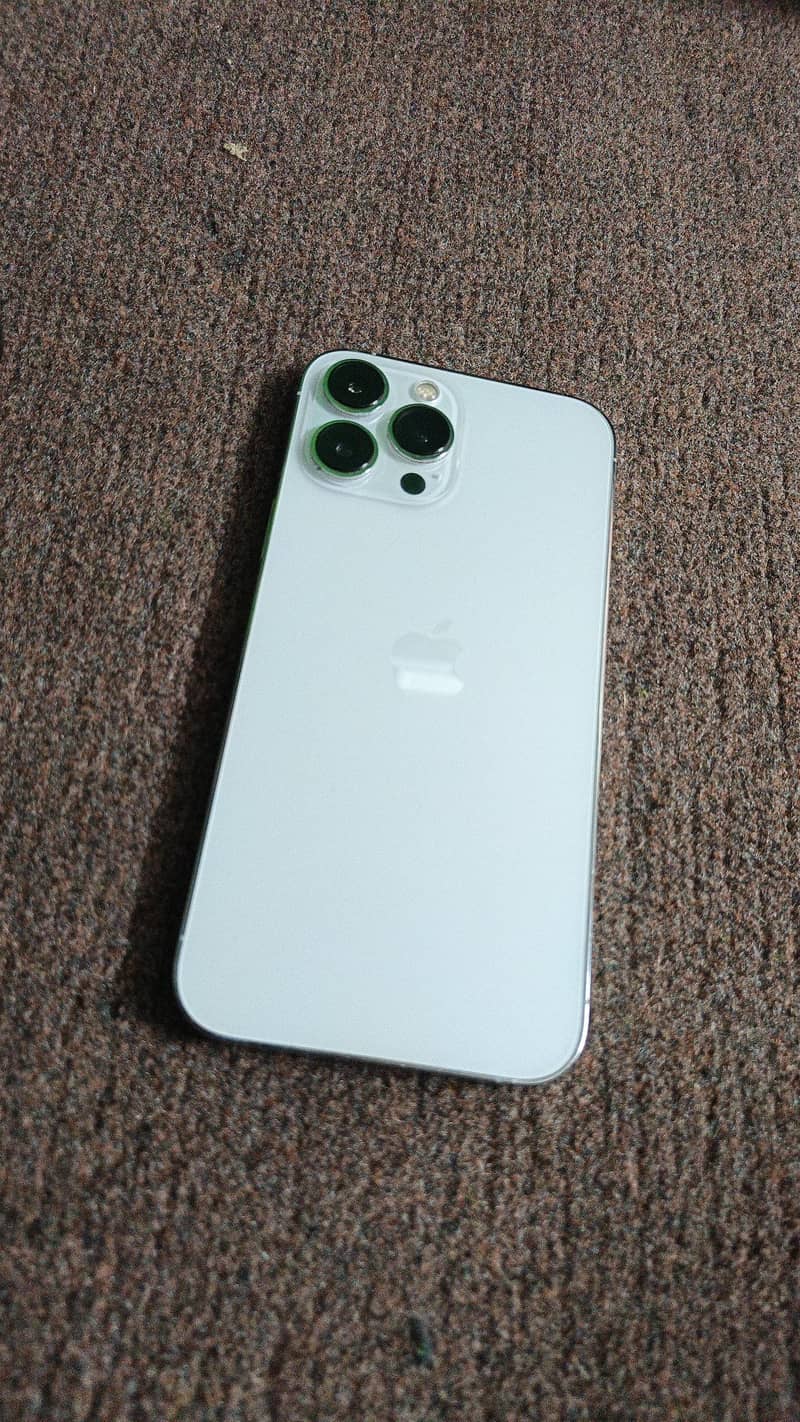 Apple iPhone 13 Pro 0