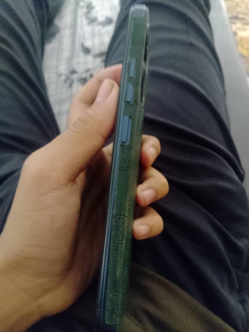 Tecno Spark Go 2