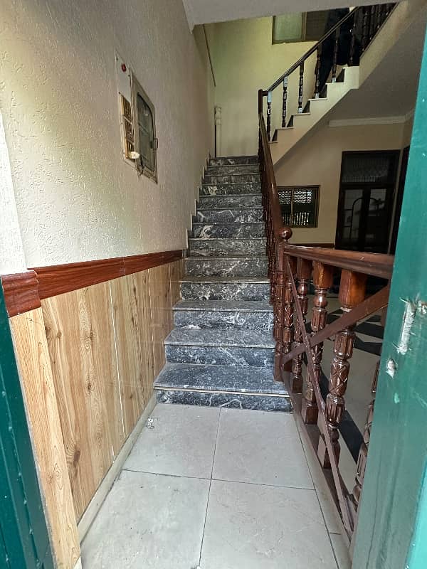 UPPER PORTION FOR RENT 1