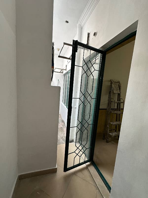 UPPER PORTION FOR RENT 10