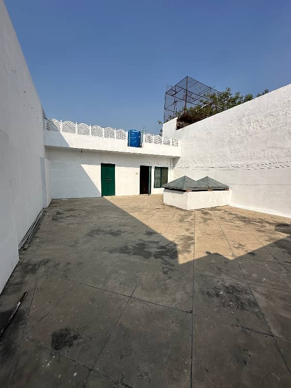 UPPER PORTION FOR RENT 11