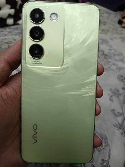 Vivo Y100