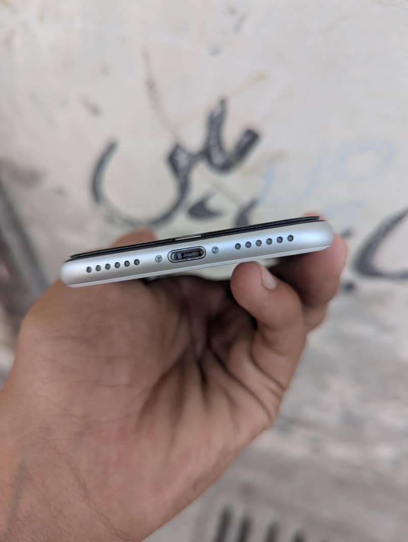 Apple iPhone SE 1