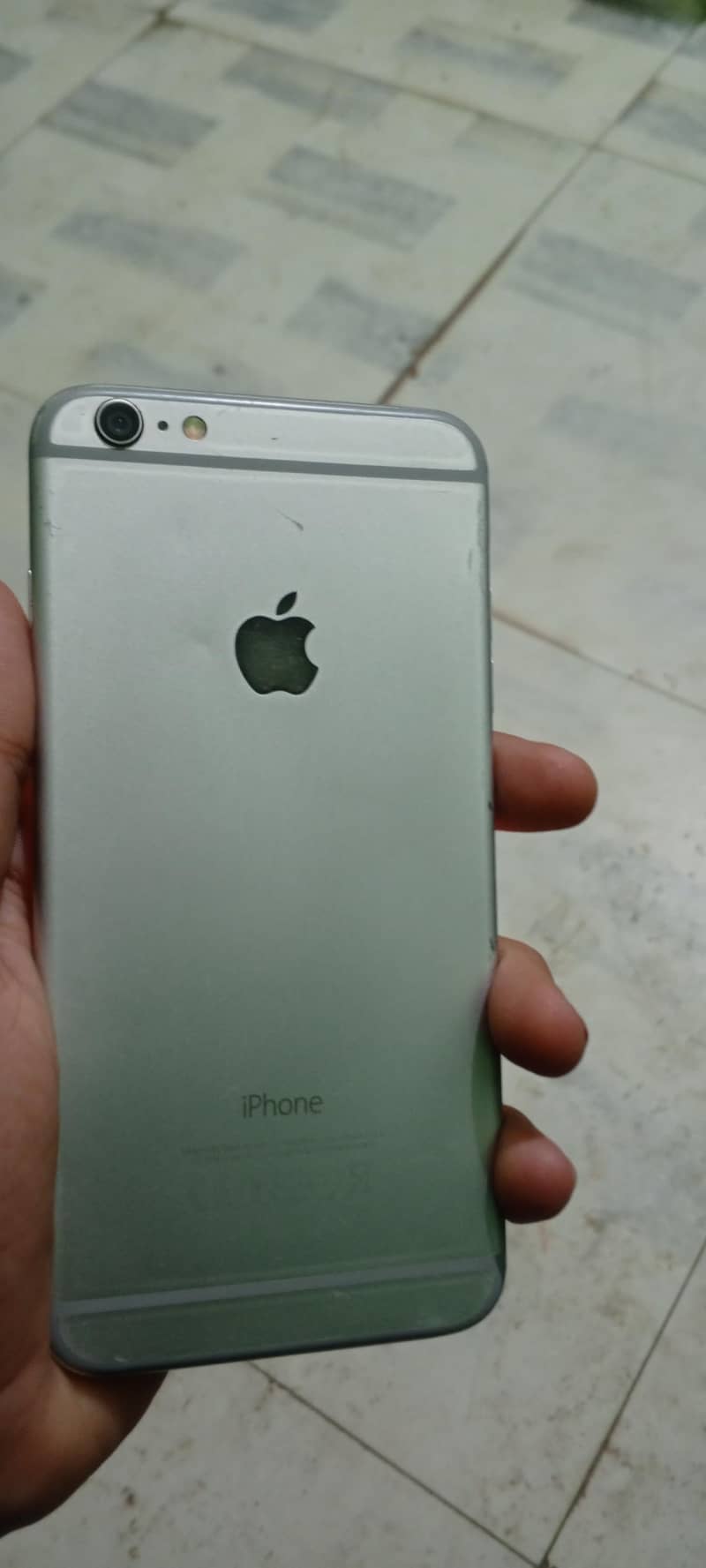 Apple iPhone 6 Plus 2