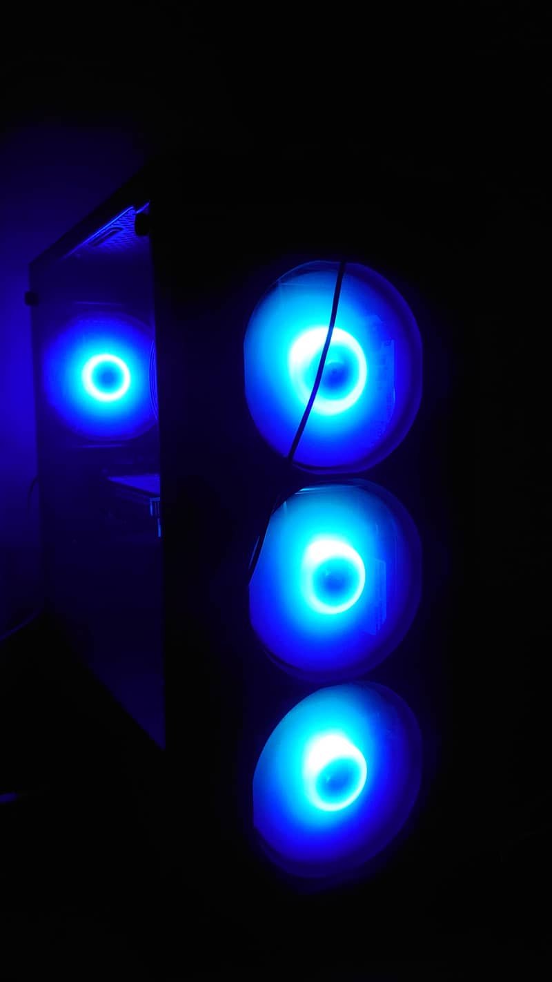 gaming setup complete 2