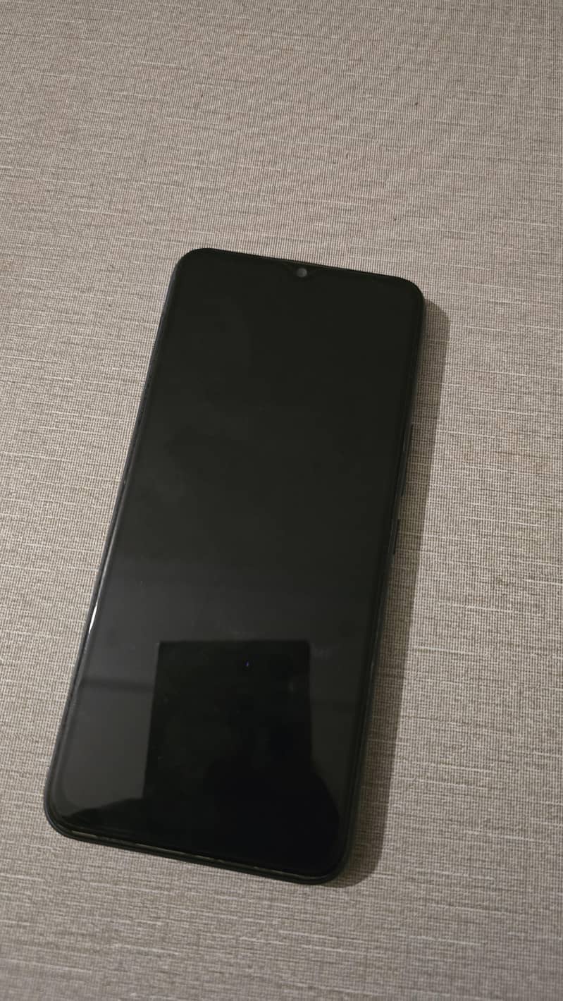 Tecno Spark 8C 3
