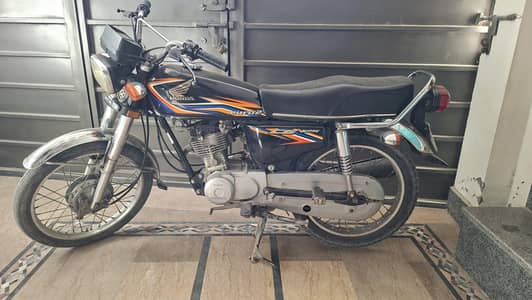Motorbike CD 125